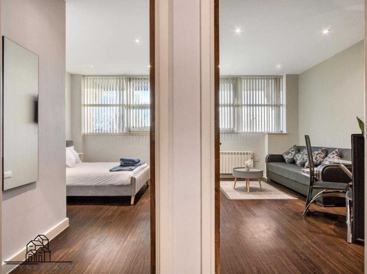 Cosy 1-Bed By Heathrow Airport Apartment Londra Exterior foto